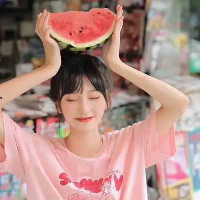 娱乐吃瓜群头像图片女生,揭秘娱乐吃瓜群中的时尚女神